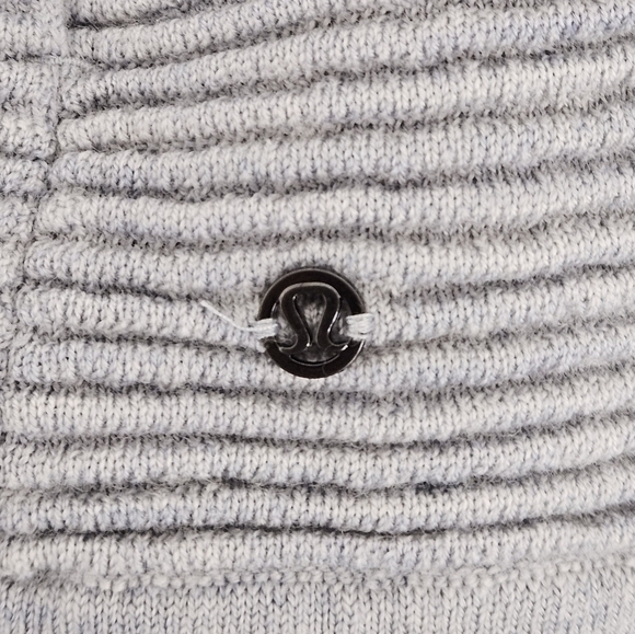 Lululemon Sit In Lotus Wrap II Merino Wool Ice Blue Gray Heather Cardigan Sz 6 - Picture 7 of 10